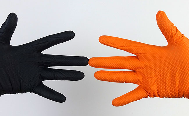 Winners of the best disposable aquarium gloves category by Gloveworks