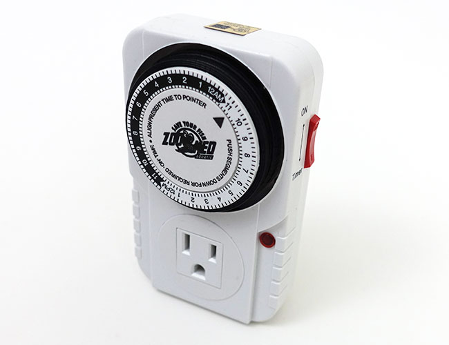 Plug-in AquaSun aquarium timer by Zoo Med